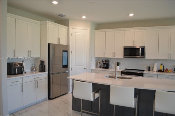 Interior, Kitchen, Marble, Recessed Lighting