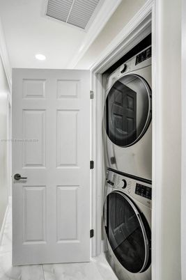 Interior, Recessed Lighting, Utility Closets, Washer