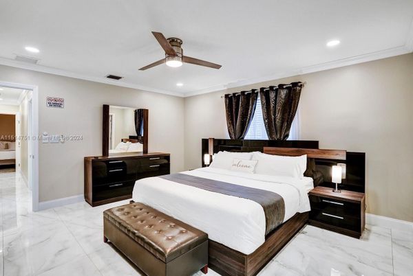 Bedroom, Interior, Marble, Recessed Lighting