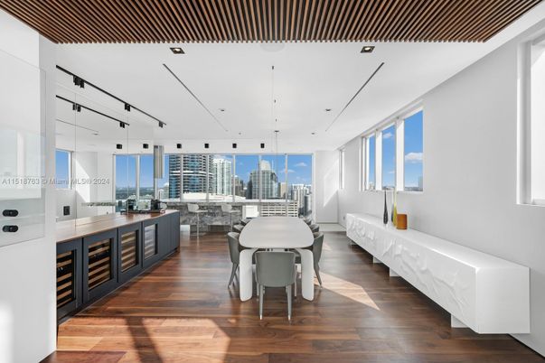 Interior, Pendant Lights, Recessed Lighting, Wood Texture Flooring