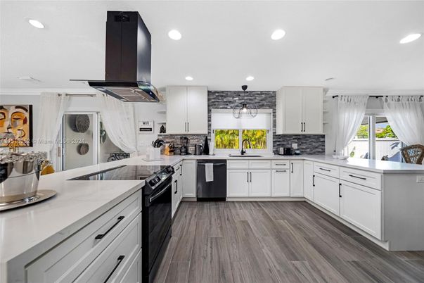 Interior, Kitchen, Recessed Lighting, Wood Texture Flooring