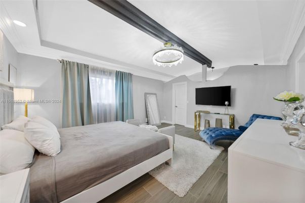 Bedroom, Chandelier, Interior, Recessed Lighting, Wood Texture Flooring