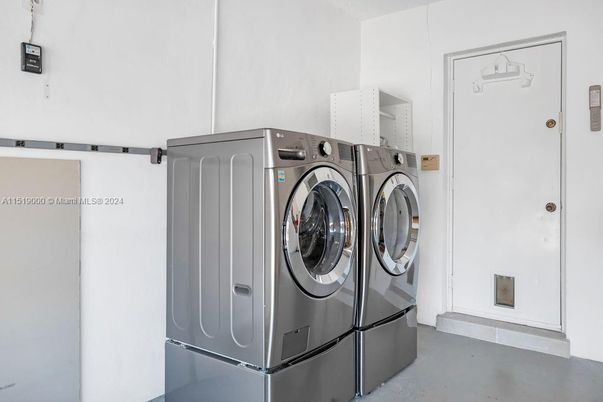 Interior, Washer