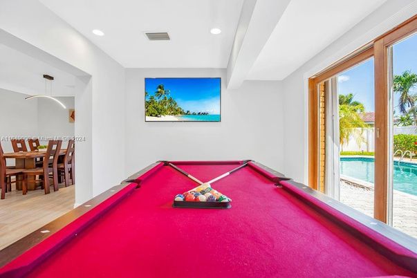 Billiard Table, Game Room, Interior, Pendant Lights, Recessed Lighting, Wood Texture Flooring