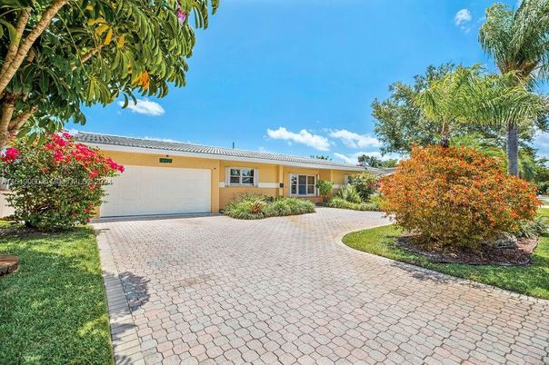 Attached, Backyard, Exterior, Facade, Ranch