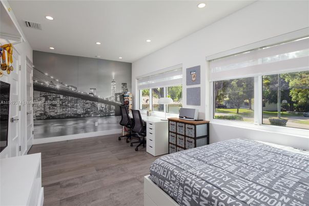 Bedroom, Home Office, Interior, Recessed Lighting, Wood Texture Flooring