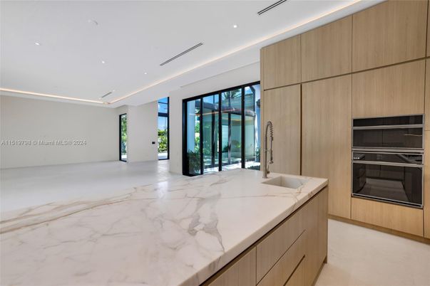 Interior, Kitchen, Marble, Recessed Lighting