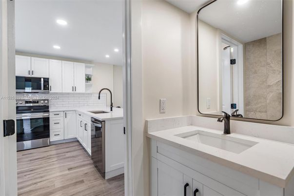 Interior, Kitchen, Recessed Lighting, Wood Texture Flooring
