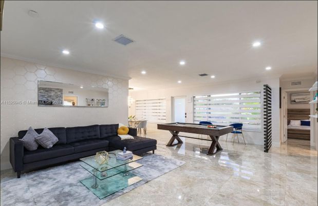 Billiard Table, Game Room, Interior, Living room, Recessed Lighting