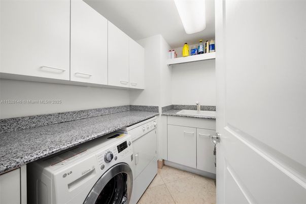 Interior, Washer