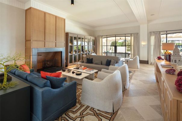 Fireplace, Interior, Living room