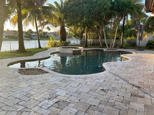 Exterior, Pool, Water