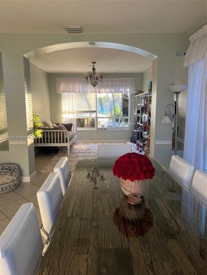 Dining room, Interior