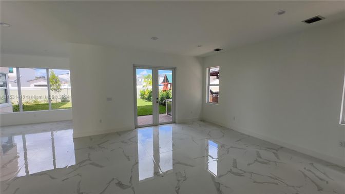 Empty room, Interior, Marble, Recessed Lighting