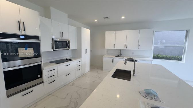 Interior, Kitchen, Marble, Recessed Lighting, Stainless Steel Appliances