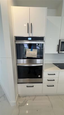 Interior, Kitchen, Marble, Stainless Steel Appliances