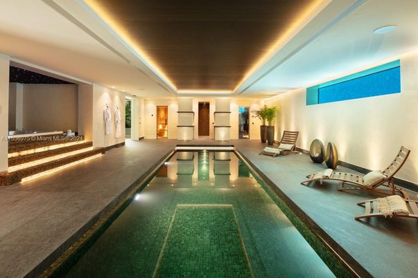 Interior, Pool, Recessed Lighting