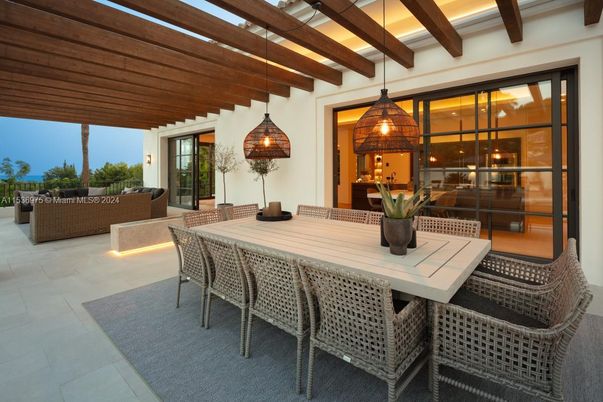 Exterior, Pendant Lights