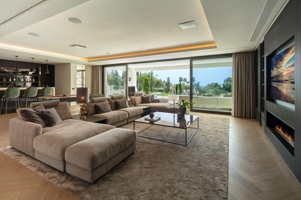 Fireplace, Interior, Living room, Pendant Lights, Recessed Lighting, Wood Texture Flooring