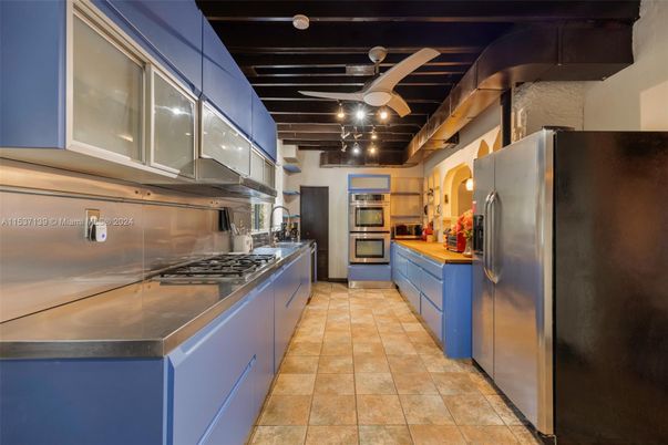 Interior, Kitchen, Stainless Steel Appliances