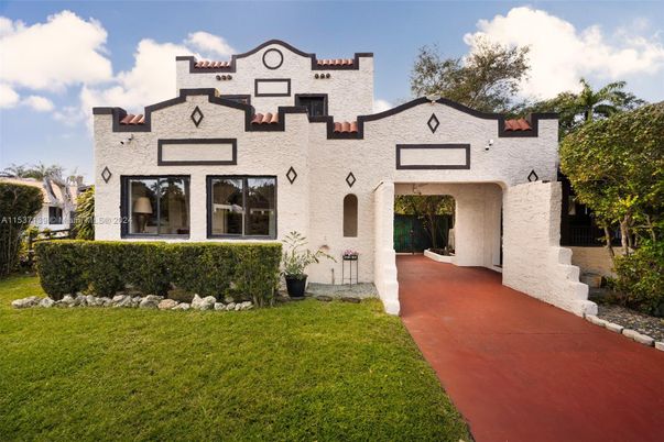 Backyard, Exterior, Facade, Spanish Mediterranean