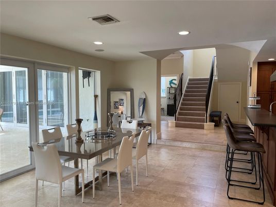 Dining room, Interior, Recessed Lighting