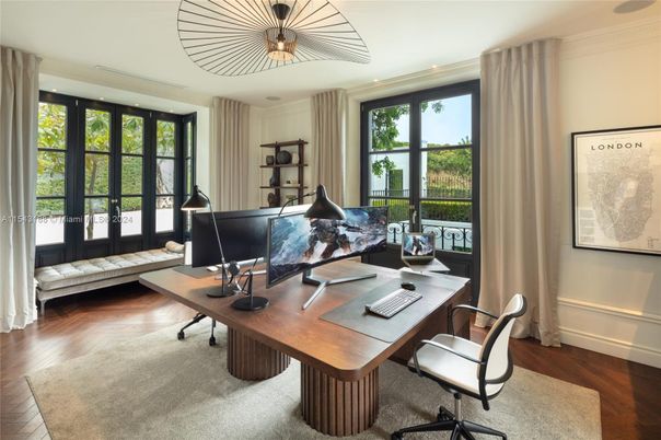 Home Office, Interior, Recessed Lighting, Wood Texture Flooring