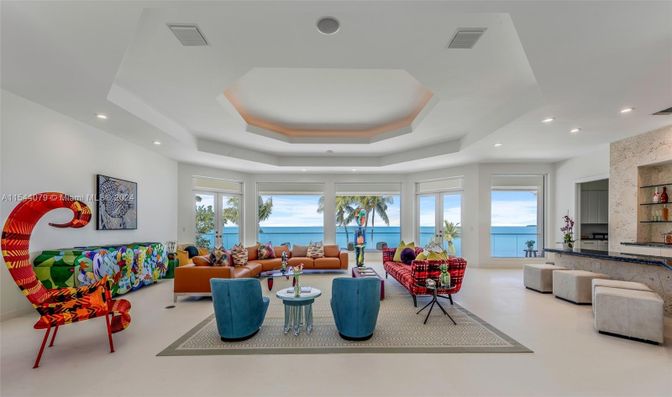 Interior, Living room, Recessed Lighting, Water