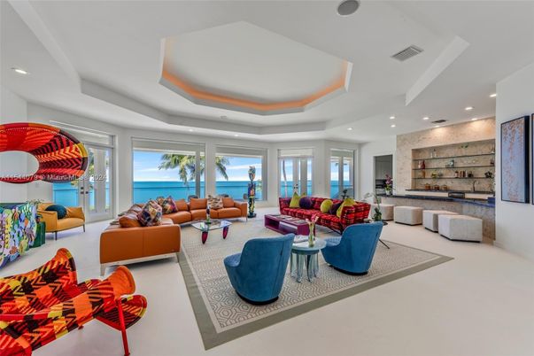Interior, Living room, Recessed Lighting, Water