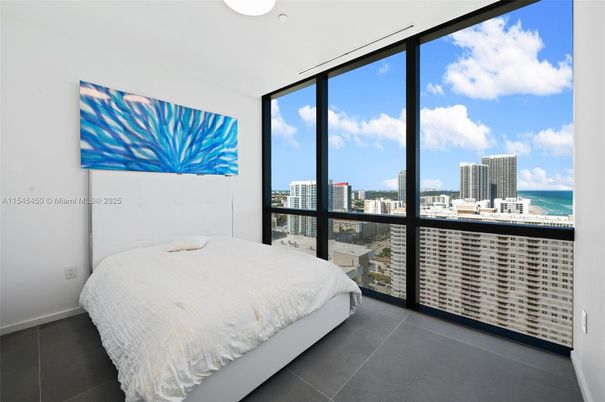 Bedroom, Interior, Water
