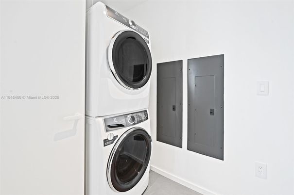 Interior, Utility Closets, Washer