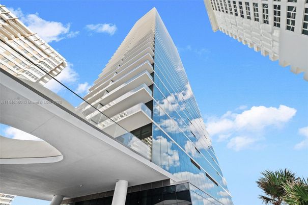 Exterior, Facade, Highrise