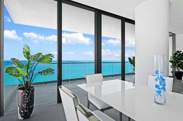 Dining room, Interior, Water