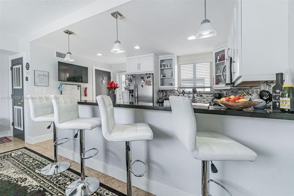 Interior, Kitchen, Pendant Lights, Recessed Lighting