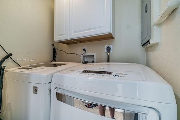 Interior, Washer