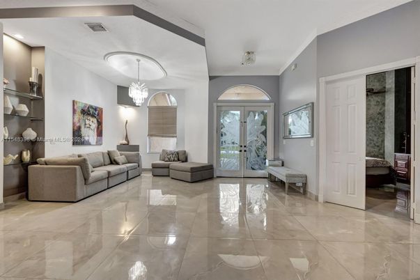 Interior, Living room, Pendant Lights, Recessed Lighting