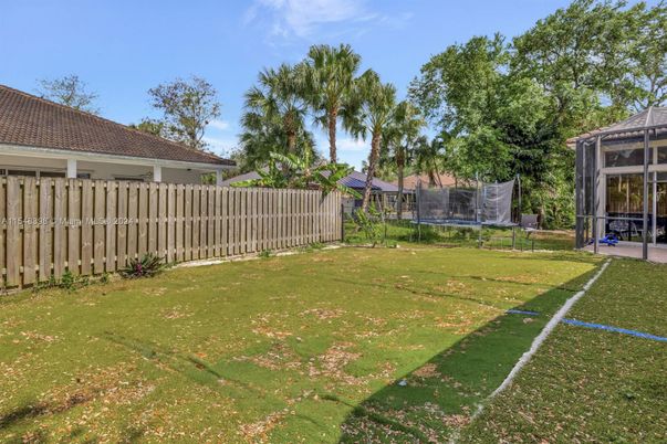 Backyard, Exterior, Playground