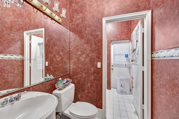 Bathroom, Interior