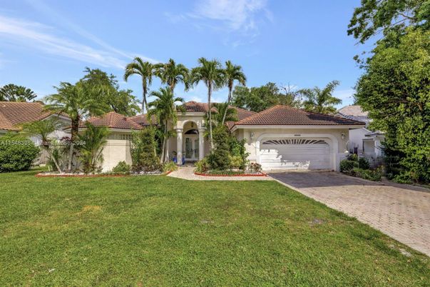 Attached, Backyard, Exterior, Facade, Mediterranean