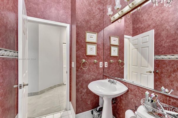 Bathroom, Interior