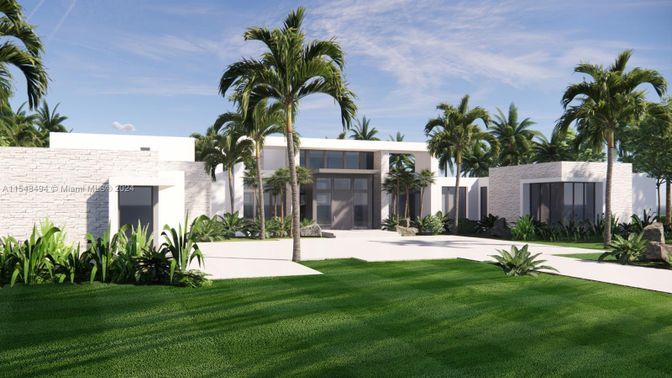 Backyard, Exterior, Facade, Modern