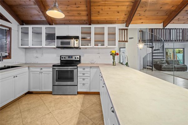 Interior, Kitchen, Stainless Steel Appliances, Wooden Beams, Wooden Ceilings