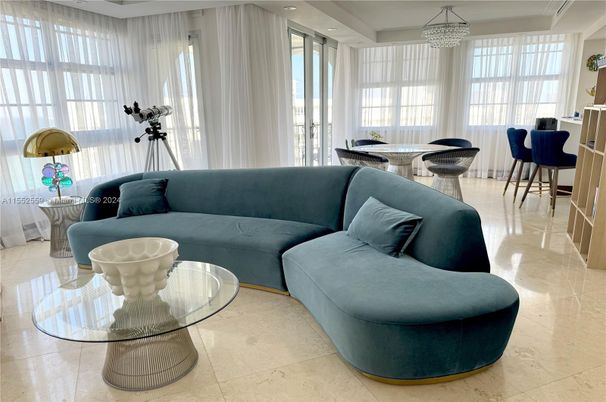 Chandelier, Dining room, Interior, Living room, Recessed Lighting