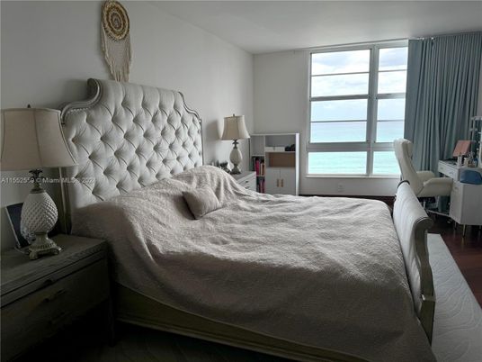 Bedroom, Interior, Water, Wood Texture Flooring