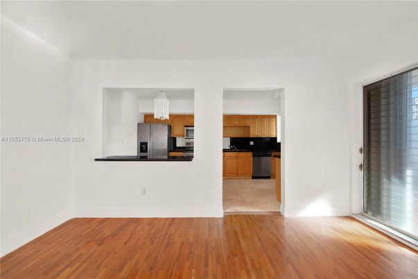 Interior, Kitchen, Pendant Lights, Wood Texture Flooring