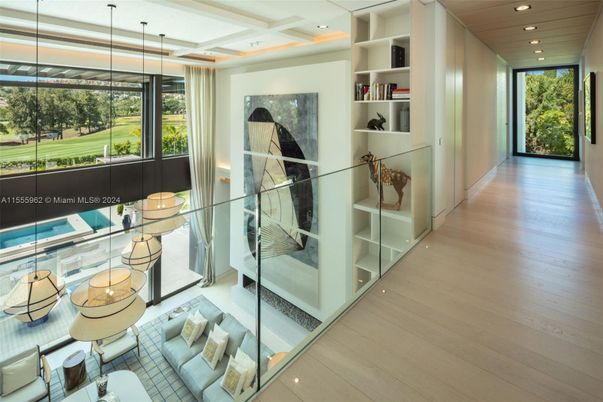 Interior, Pendant Lights, Recessed Lighting, Wood Texture Flooring