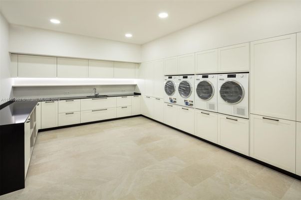 Interior, Recessed Lighting, Washer