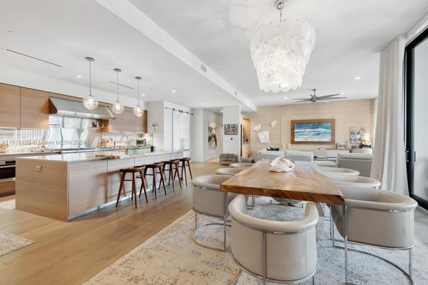 Chandelier, Dining room, Interior, Kitchen, Pendant Lights, Recessed Lighting, Stainless Steel Appliances, Wood Texture Flooring