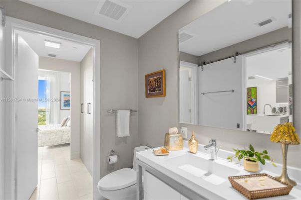 Bathroom, Bedroom, Interior