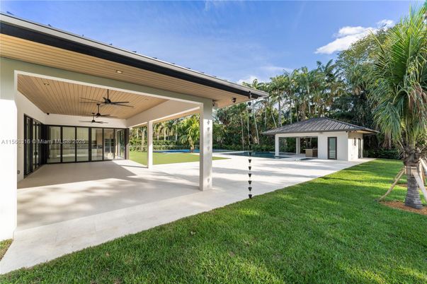 Backyard, Detached Garage, Exterior